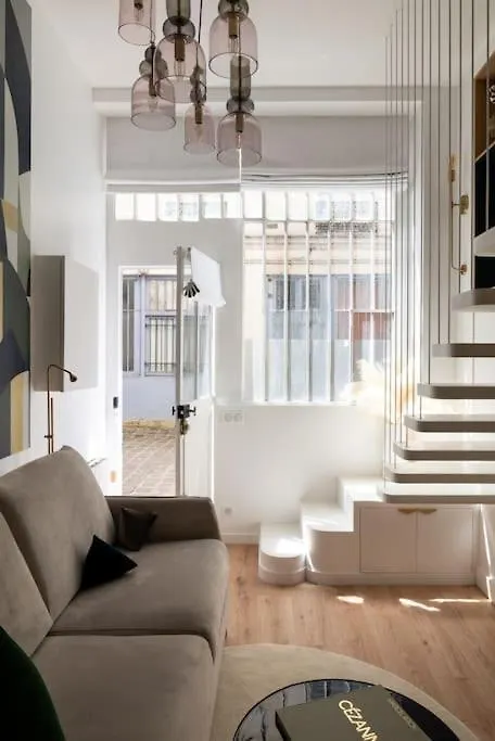 Bel Appartement D'Architecte Au Coeur De Paris